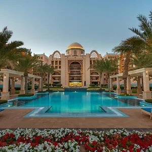 Amazing Beachfront Apartments Near Atlantis Waterpark By Simply Comfort , Dubai United Arab Emirates